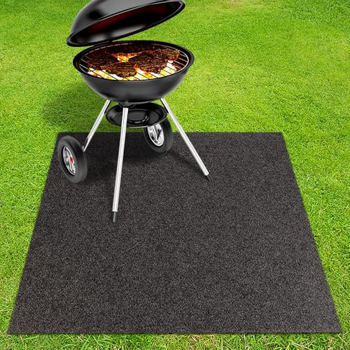 KARAT Grillmatte Bodenschutz - Grillteppich - Grillschutzmatte feuerfeste Unterlage für Gasgrill oder Holzkohlegrill BBQ Bodenschutzmatte Grill Matte für Outdoor & Balkon Dalton 30 x 30 cm