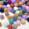 100 Stück Bunte Pompons zum Basteln, Bunt Mini Pompons, 8 Farben Flauschigen Plüsch Bälle, Mini Filzkugeln Bunt, Kleine Bommeln, Ponponbälle für Lustige DIY Kreative Handwerk (20mm)