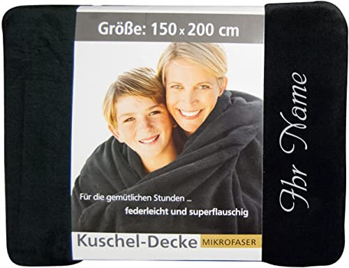 Krings Fashion Wohn- und Kuscheldecke 150 x 200 cm - Individuell anpassbar mit Namen und Text Bestickt - extra weiche hochwertige Decke - Farbe Schwarz-personalisiertes Geschenk