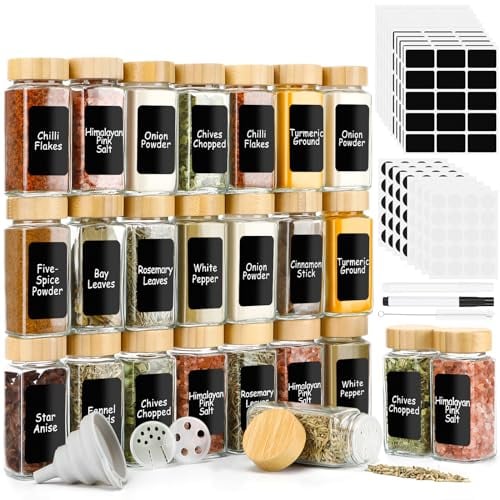 Lannvan Pot a Epices en Verre et Bois, [24x 120ml] Pot Epices Verre Carré avec Couvercle Bambou, Bocaux Epices Boite Epices Cuisine avec 310 Étiquettes Vierges, Saupoudreur Insérer, Entonnoir