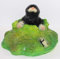 RAKSO Deko Garten Figur Dekofigur Gartenfigur Tierfigur Maulwurf im Loch aus Kunststoff Höhe 19 cm