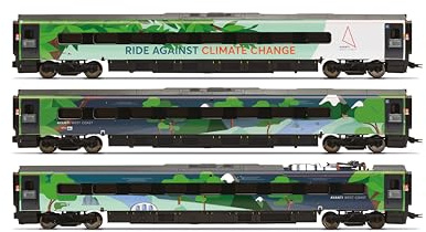 Hornby R40483 Avanti West Coast Class 390 Climate change livery Coach pack 3 69721 + 69821 + 69921, Green