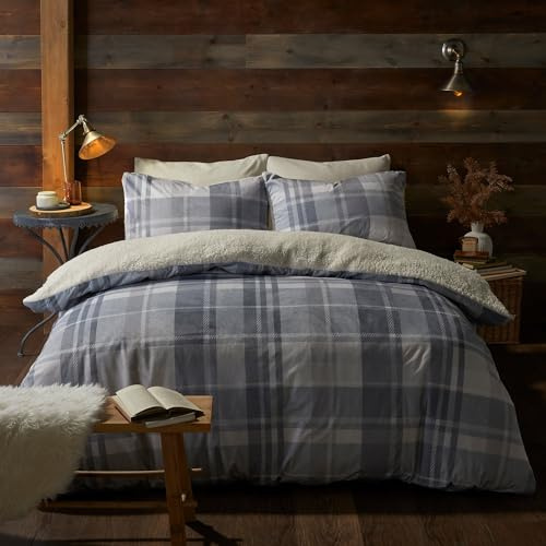 Fusion Grauer Karierter Wende-Bettbezug – King-Size-Größe (230 x 220 cm) – hellgraue Schottenkaro-Bettwäsche – Blaue Biber-Bettwäsche mit Teddybär-Fleece-Steppdecke