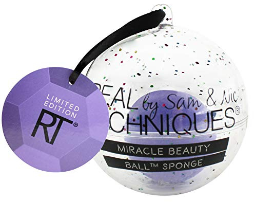Real Techniques Beauty Ball Makeup Sponge Christmas Tree Bauble Ornament (Limited Edition 2018)
