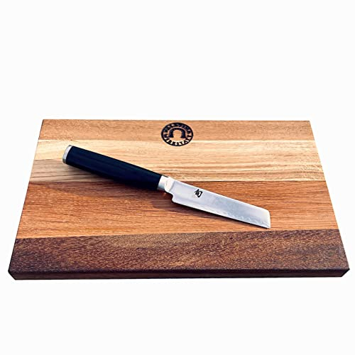 KAI Shun Premier Tim Mälzer | Minamo TMM-0700 | ultrascharfes japanisches Officemesser | Damaszenerstahl | + massives Schneidebrett aus altem Fassholz (Eiche) 25x15 cm | VK: 215,- €