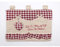 Blanco raya - Copriforno Imbottito in Stoffa Stile Country con Cuore Pendente Fantasia quadrettata: d1. - Rosso, Copriforno, Poliestere