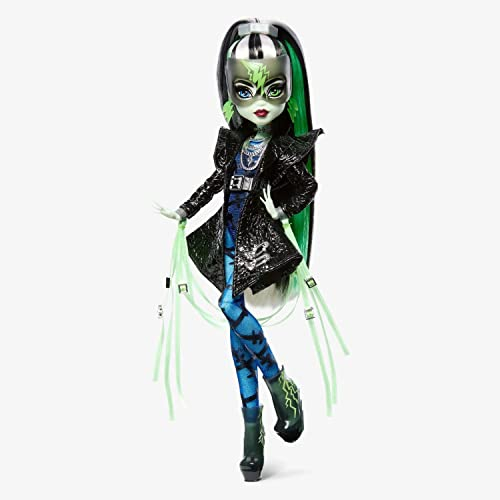 Monster High Haunt Couture Midnight Runway Frankie Stein Puppe