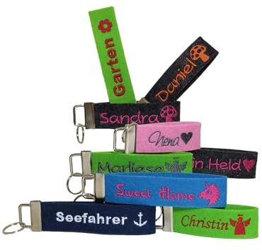 Schlüsselanhänger mit Namen oder Spruch - individuell bestickt - Glücksbringer - Filzanhänger - Geschenk - Mama - Papa - Elternglück