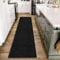 HomebyHome Kurzflor Teppich Läufer Flur 60x110 cm Schwarz - Waschbarer Teppich für Schlafzimmer, Wohnzimmer und Ideal als Küchenteppich - Flauschiger Teppich Extra Weich, Einfarbig, rutschfest, Klein