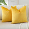 JOTOM Samt Kissenbezug Kissenhülle Sofakissen Dekokissen Kissenbezüge für Sofa Wohnzimmer Schlafzimmer 2er Set 55x55 cm Gelb