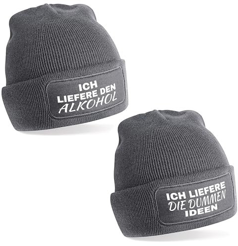 2er Set Beanie Strickmütze mit Spruch | Ich liefere den Alkohol und ich die dummen Ideen | grau | Unisex SoftTouch angenehm weiche und warme Wintermütze | OneSize Einheitsgröße für Erwachsene