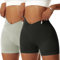 Vertvie Damen Gym Shorts V Cross Stretch Push Up Yoga Shorts Booty Scrunch Fitness Hosen Kurz High Waist Nahtlos Workout Sportshorts Butt Lift Kurze Leggings Sommer (Schwarz/Grau Grün, M)