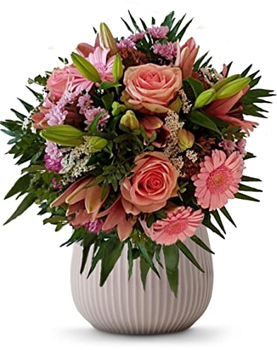 Blumenstrauß mit Lilien und rosa Rosen für Frau z.B. Geburtstag, Hochzeitstag - Blumengruß - Blumenversand von Flora Trans