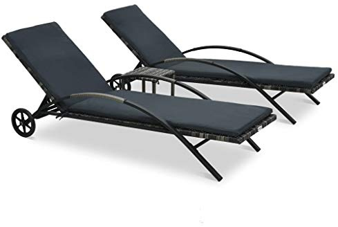Makastle 2-er Set Sonnenliege mit Rollen Relaxliege Gartenliege mit abnehmbarem Kissen & Armlehnen, aus Stahl und PE-Rattan, Gartenliegestuhl Gartenstuhl mit Tisch, Anthrazit 200 x 65 x 39 cm