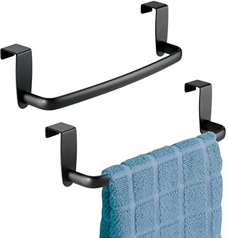 mDesign porte-serviettes (lot de 2) – accroche torchon à accrocher à la porte de l’armoire de cuisine – porte torchon en métal – noir mat