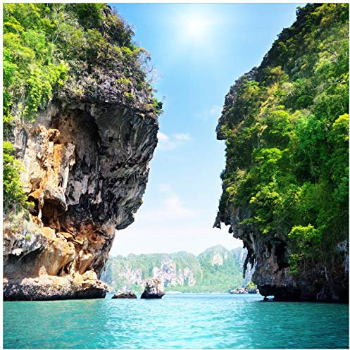 Wallario Glasbild Felsenschlucht am Meer in Thailand - 55 x 55 cm Wandbilder Glas in Premium-Qualität: Brillante Farben, freischwebende Optik