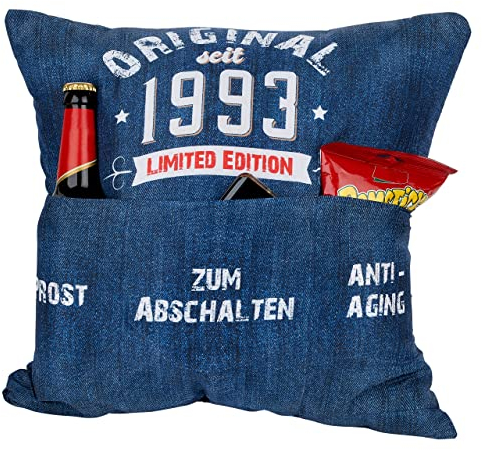 KAMACA Originelles Dekokissen Kissen mit 3 Taschen zum selber Befüllen Größe 43x43 cm tolles Geschenk zum Geburtstag (Geburtstag - Jahrgang 1993)