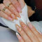 Kinretixia 24 pièces Press On Nails fleurs dorées ongles pressés, ongles artificiels en forme d'amande, à coller sur les ongles, conseils French, faux ongles, ongles en acrylique à presser