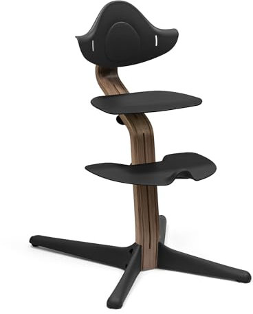 Stokke Nomi Stuhl, Walnuss/Schwarz - Inspiriert zu aktivem Sitzen - Ohne Werkzeug stufenlos verstellbar - Inklusive Fußstütze und kippsicheren Rädern - Bis 150 kg belastbar