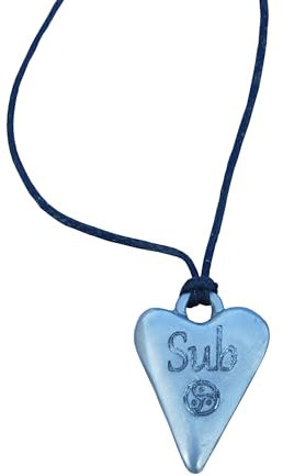 BDSM Anhänger Herz „Sub“ – personalisierbarer Schmuck, handgefertigt aus Zinn – BDSM Sub Dom Halskette, intimes Geschenk von William Sturt