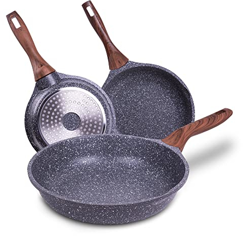 La Moustache - Juego de 3 Sartenes de 20/24/28 cm, Aluminio Fundido con Revestimiento Antiadherente para Todo Tipo de Cocinas, Incluso Inducción, Sin PFOA, Mangos Antiquemadura (Amalfi)