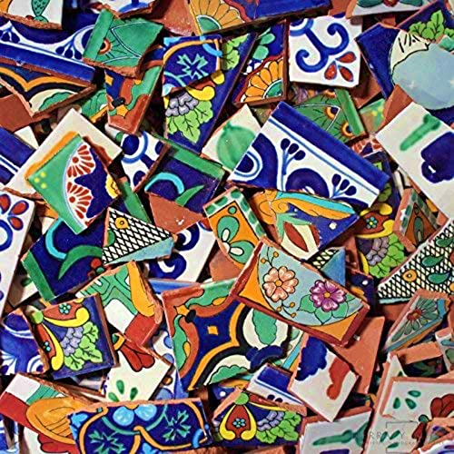 Mexikanische Fliesen aus gebrochenem Talavera in Verschiedenen Designs