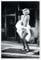 Marilyn - The Seven Year Itch iconic pose Poster von Celebrity Collection 40 x 60 cm Schwarz-Weiß Wandbilder Wanddeko