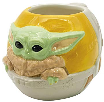 Zak Designs Tazza da caffè in ceramica scolpita Star Wars The Mandalorian, ricordo da collezione con personaggio 3D unico, 473 ml, Baby Yoda/The Child in Cradle