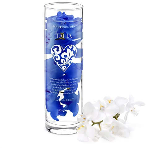Maverton Glasvase mit Gravur Ø 8 cm - Tischvase hoch - Blumenvase für Frauen - zylindrisch rund - Deko Wohnzimmer - personalisierte Deko Vase - zum Geburtstag zum Muttertag - Herz