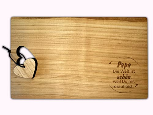 Schneidebrett Herz | PAPA die Welt ist schön weil Du mit drauf bist | Brotzeitbrett graviert, Geschenkidee zum Vatertag | Bester Papa der Welt | Ostern, Weihnachten, Herzbrett, Kirsch-Holzbrett