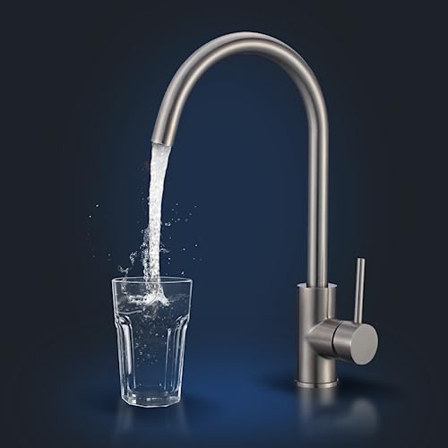 Rosenhahn & Söhne Föhr 200 Küchenarmatur 360° Drehbarer Wasserhahn Küche - Armatur Küche [gebürsteter Edelstahl] - 2-fach verstellbare Spültischarmatur + Anschlussschläuche