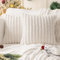 mosayt Kissenbezug Weihnachten 35x35 Plüsch Fell 2er Set Creme ultra doppelseitig weich flauschig Winter Deko Sofa Kissenbezüge Kissenhülle Deko Kissen Sofakissen Wohnzimmer Cushion Covers Bett Herbst