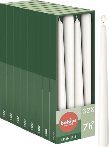 Bolsius Glatte Spitzkerzen - Weiß - 32 Stück im Karton - Dekorative Haushaltkerzen - Brenndauer 7 Stunden - Unparfümierte - Enthält Natürliches Pflanzenwachts - Ohne Palmöl - 24,5 cm