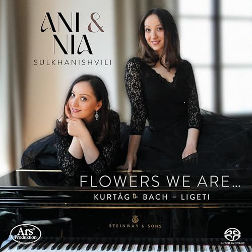 Flowers we are ... - Werke für Klavierduo von Kurtág, Bach & Ligeti