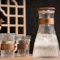 Set di caraffa in vetro, caraffa in vetro, caraffa per acqua da 1,5 l, con 2 bicchieri da 330 ml, caraffa in vetro con coperchio, coperchio in silicone, caraffa per acqua dal design moderno a righe