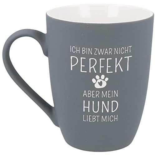 Spruchreif | Soft-Touch Tasse Grau Ich bin zwar nicht perfekt, aber mein Hund liebt mich – Beidseitig gravierte Tasse mit Spruch | Lustiges Geschenk für Hundefans & Hundebesitzer