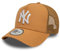 New Era New York Yankees Truckercap A-Frame verstellbar NY Logo Mesh Kappe MLB Fan Accessoire beige - One-Size