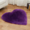 Tappeto Imitazione Lana Lungo Pelliccia Morbida Forma di Cuore Tappeti Imitazione Della Pelliccia Decorazione per Camera da Letto, Soggiorno, Divano, Tappetino per Il Letto (40 x 50 cm,Viola)