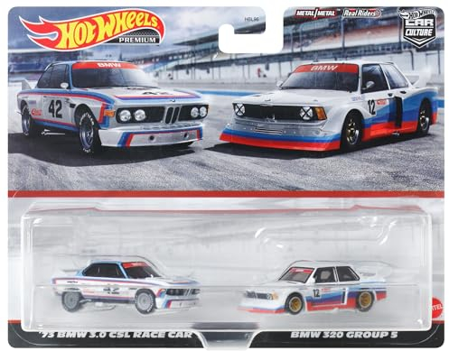 Hot Wheels Premium BMW 320, Car Culture 2er-Pack im Maßstab 1:64, Einzigartige Zusammenstellungen, Real Riders Reifen, Metall/Metal Karosserie, Spielzeug für Erwachsene Sammler, HKF55