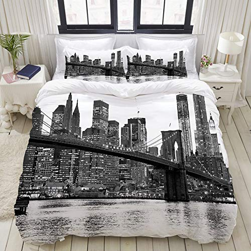 SnowXXL Bettwäsche-Set, Mikrofaser,Brooklyn Bridge- und Manhattan-Skyline nachts, New York City,1 Bettbezug 135 x 200cm + 2 Kopfkissenbezug 80x80cm