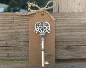 Porte-clés décapsuleur cœur argenté + carte kraft – Détails originaux invités de mariage, cadeaux communions et souvenirs pour anniversaire d'enfants