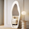 LunaMirror Miroir mural pleine longueur de forme ondulée irrégulière, avec support et cadre en flanelle ivoire, pour chambre à coucher et entrée, 160 x 60 cm