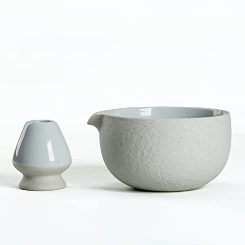 Japanische natürliche Steinstruktur Matcha Chawan (Ausgießer) mit Schneebesenablage, 18 OZ. TEANAGOO, K13, Lt. Grau, Matcha-Teeschale, Keramikschale, Teeschalen für Matcha, Matcha-Schale