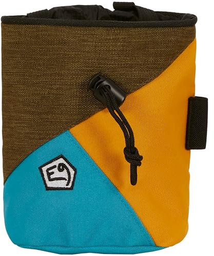E9