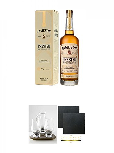 Jameson Crested Ten Irish Whiskey 0,7 Liter + The Glencairn Whisky Glass Stölzle 2 Whiskygläser + edlem Tablett aus Holz + Wasserkrug + Schiefer Glasuntersetzer eckig ca. 9,5 cm Ø 2 Stück