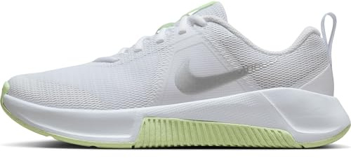 Nike Damen Mc Trainer 3 Trainingsschuhe, White/Metallic Silver/Barely V, 39