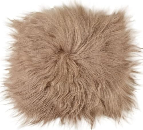 Kuhfelle Online & Nomad Lammfell Sitzauflage beige grau Stuhlkissen aus echtem langwolligen Island Lammfell Natur 37 x 37 cm Schaffell Auflage (Sand)