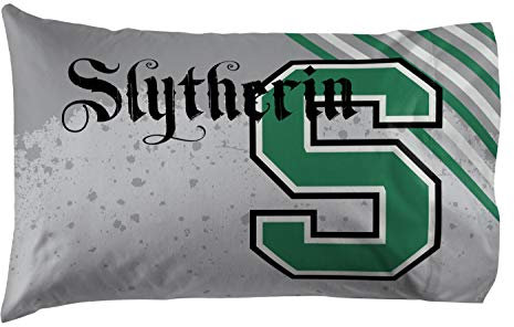 Jay Franco Harry Potter Slytherin 1 Pack Pillowcase - Double-Sided Kids Super Soft Bedding (Official Harry Potter Product)