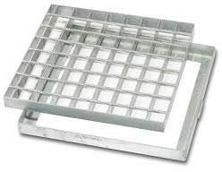 Griglia da esterno - Acciaio zincato a caldo - Griglia per pozzetti bocche da lupo scolo acqua - 22 diverse dimensioni a scelta (20x20)