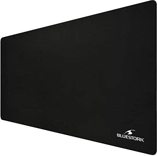 Bluestork Tapis de Souris XXL - Grand Tapis de Souris Gamer - Surface Optimisée Haute Précision - Base Antidérapante en Caoutchouc - Tapis de Souris Extra Large 900x450x3mm - Noir
